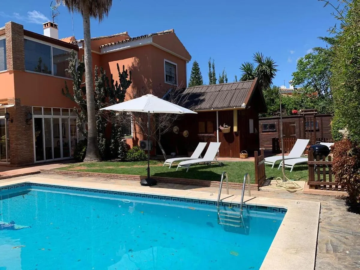 Chalet Con Piscina A 50 M De La Playa . Marbella Dom wakacyjny